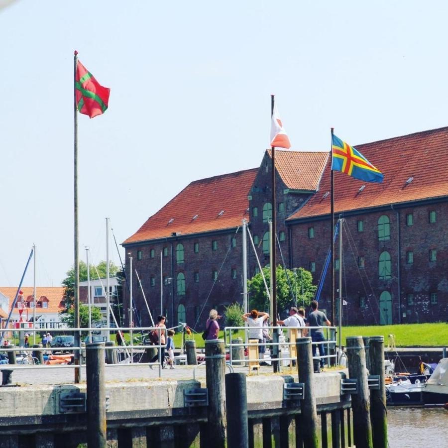 Aparthotel Landschaftliches Haus Tönning Zewnętrze zdjęcie